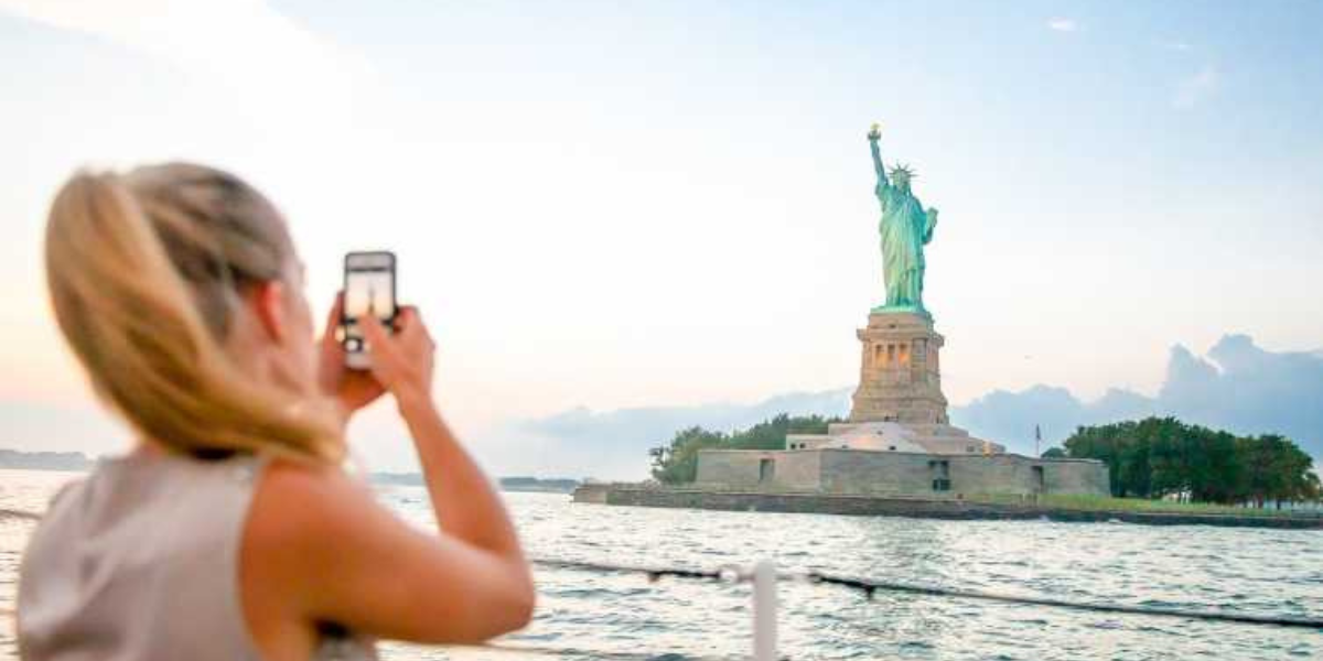 Statue of Liberty Tour: A Journey Through Iconic Monument