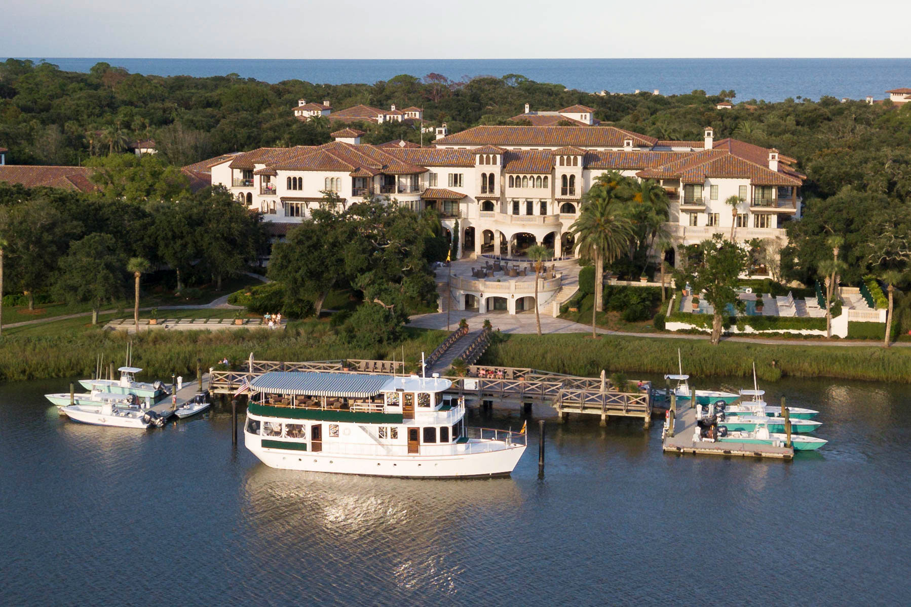 sea-island-explorer-cloister-aerial Top Resorts in the United States: Unveiling the Splendor